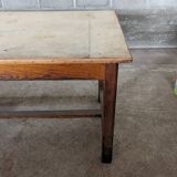 Farm table