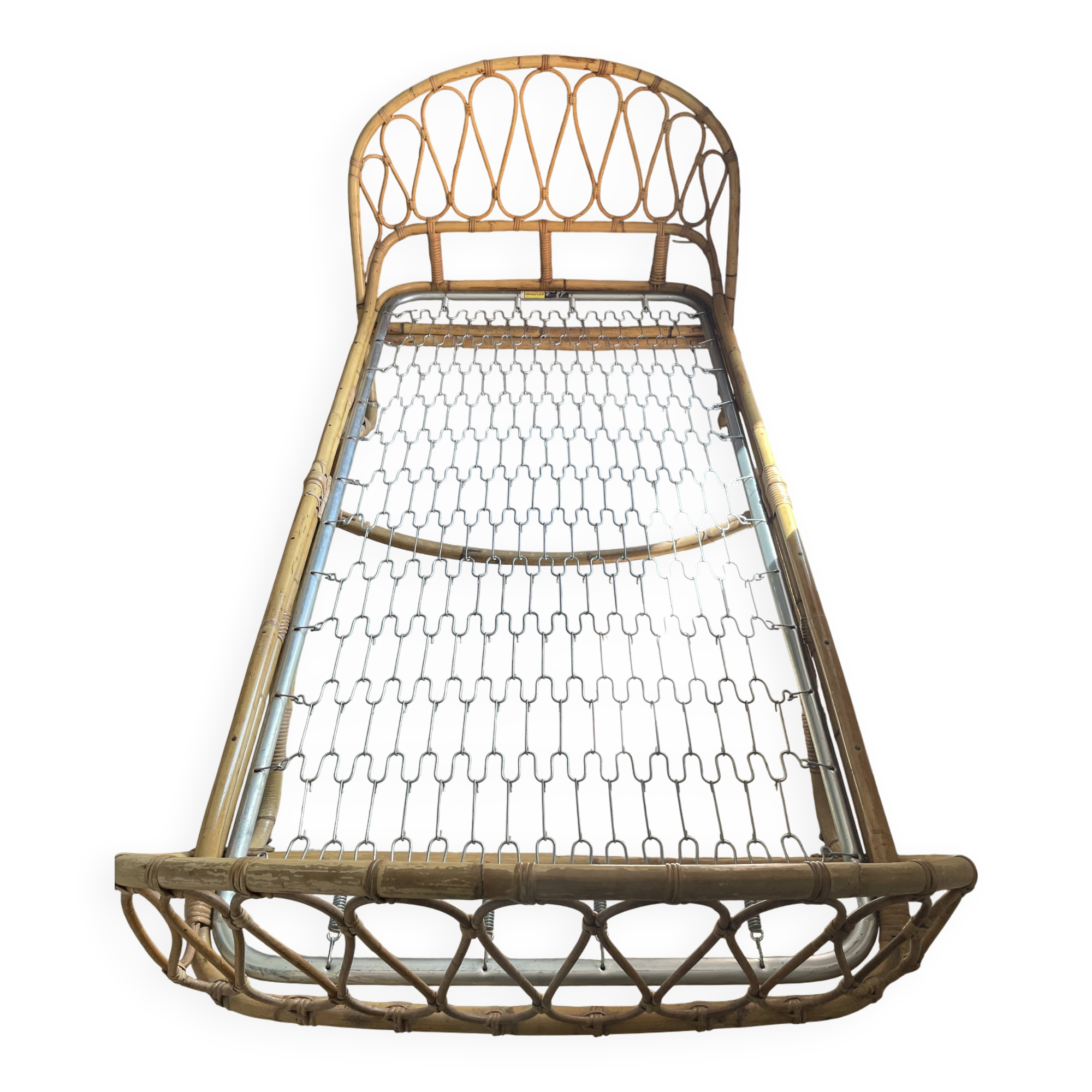 Vintage rattan basket bed