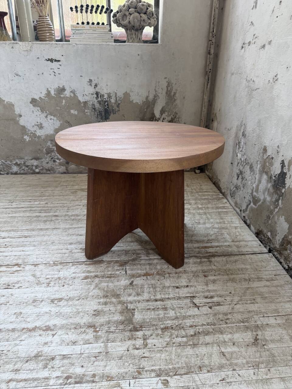 Constructivist gueridon 1950 mahogany