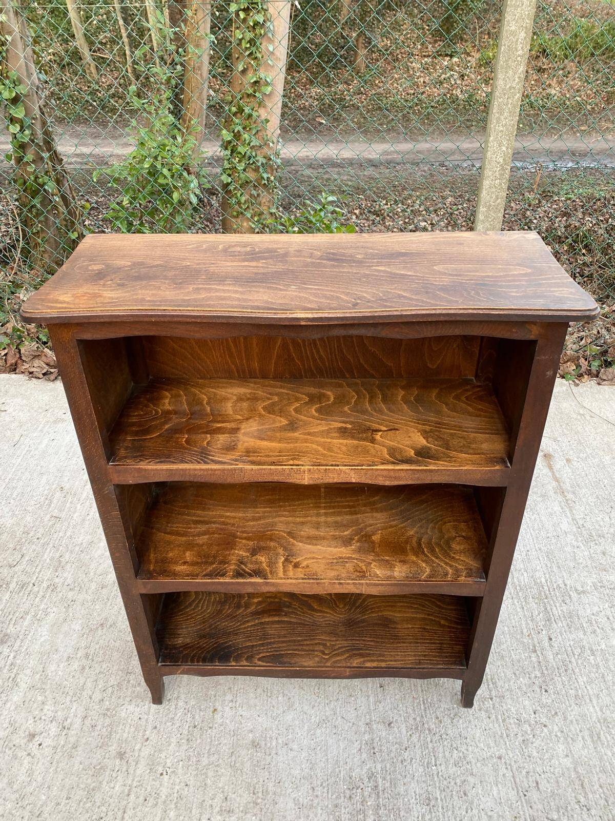 Bibus Louis XV bookcase in solid wood with matt dark oak finish
