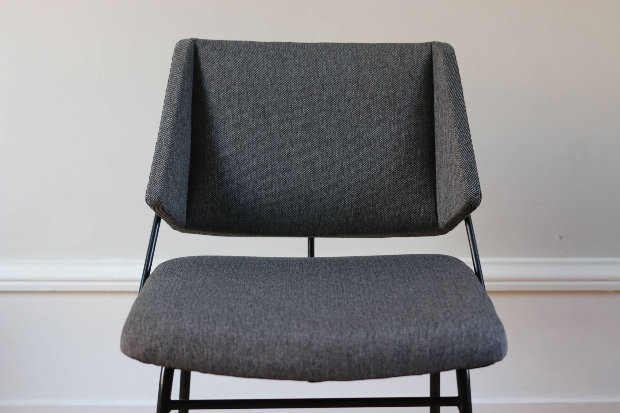 Series of 6 vintage modernist chairs Raphael Raffel, 1950s
