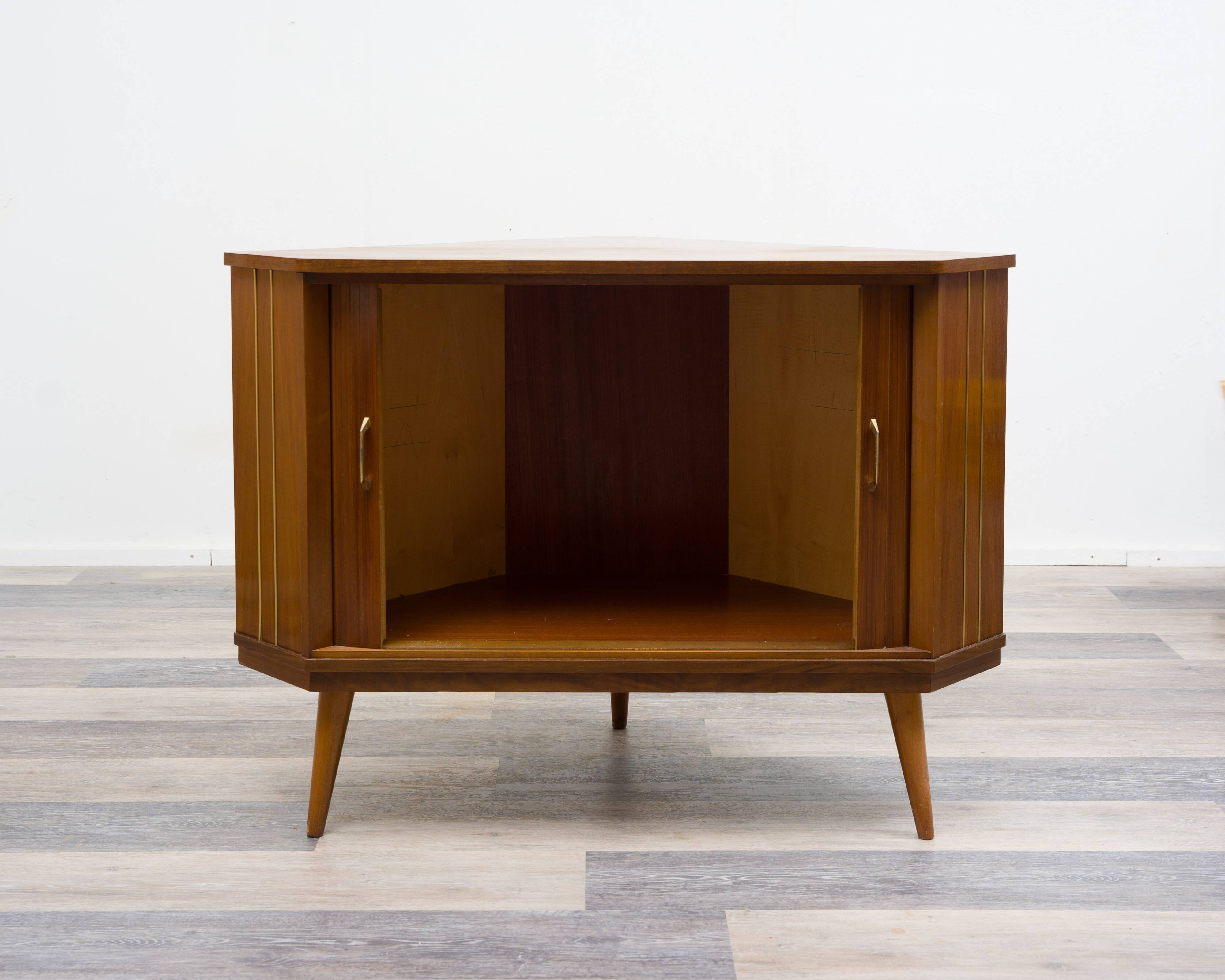 1950s chest of drawers/TV cabinet with sliding doors
