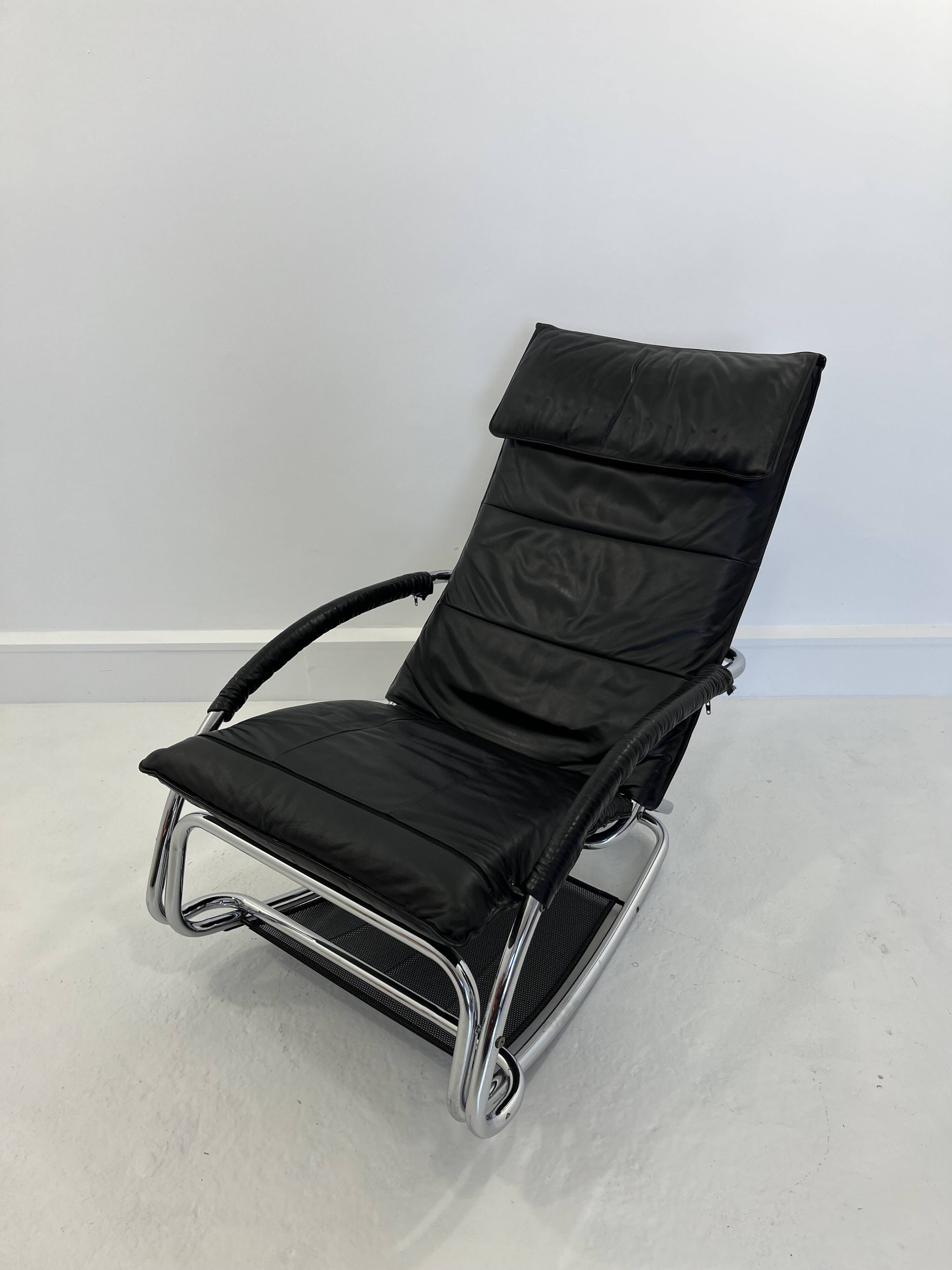 Fauteuil à bascule en cuir par Jochen Hoffman, années 1990