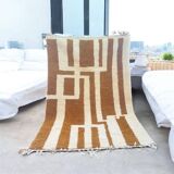 Traditional handwoven wool Berber rug size 1.5/2.5 m