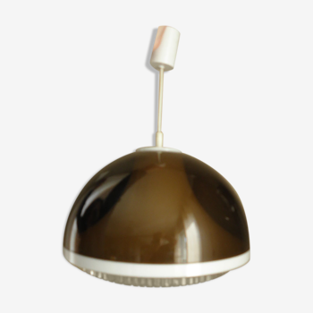 Suspension imitation glace