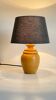 Lampe bois massif et tissu vintage