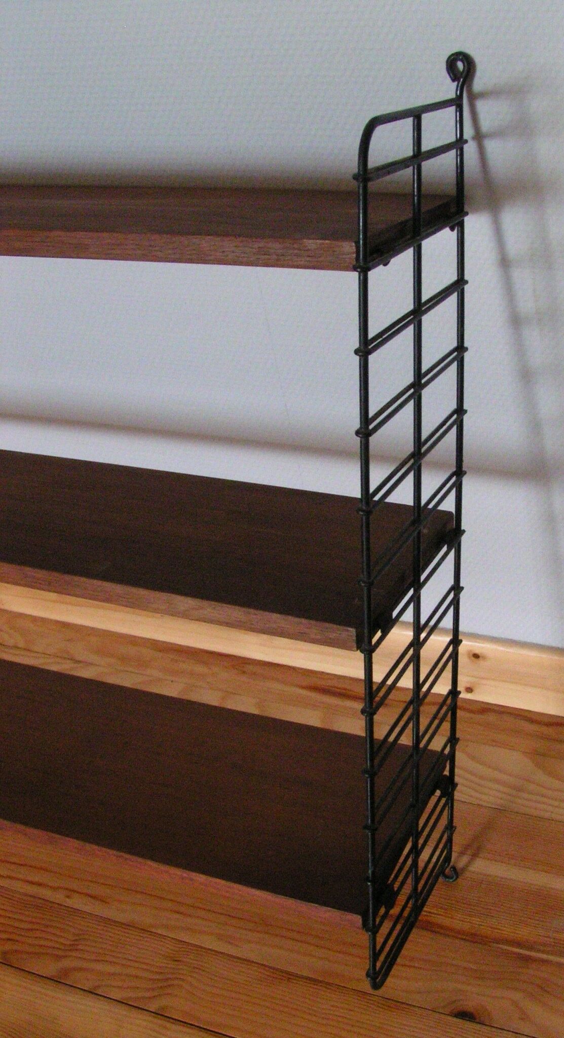 String 60s teak shelf