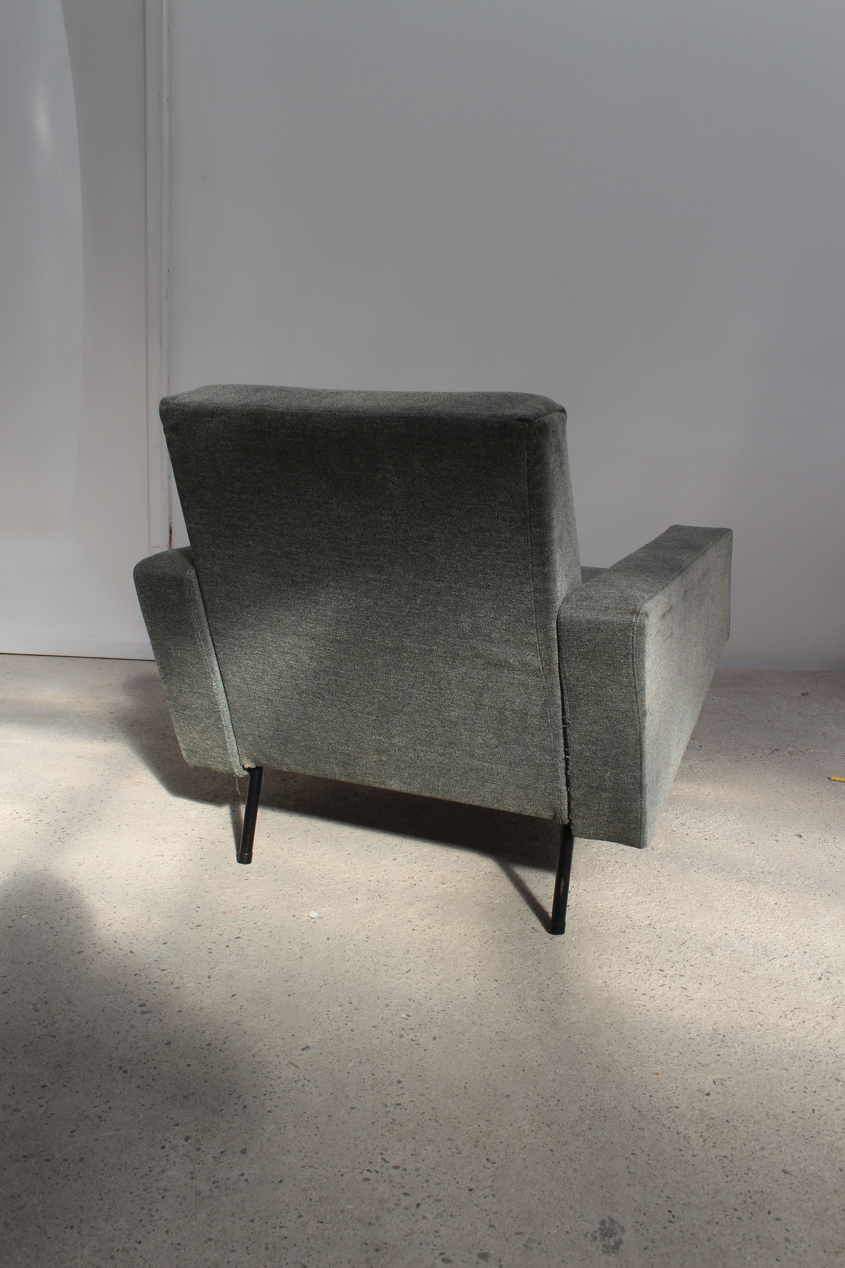 Armchair g10 Pierre Guariche