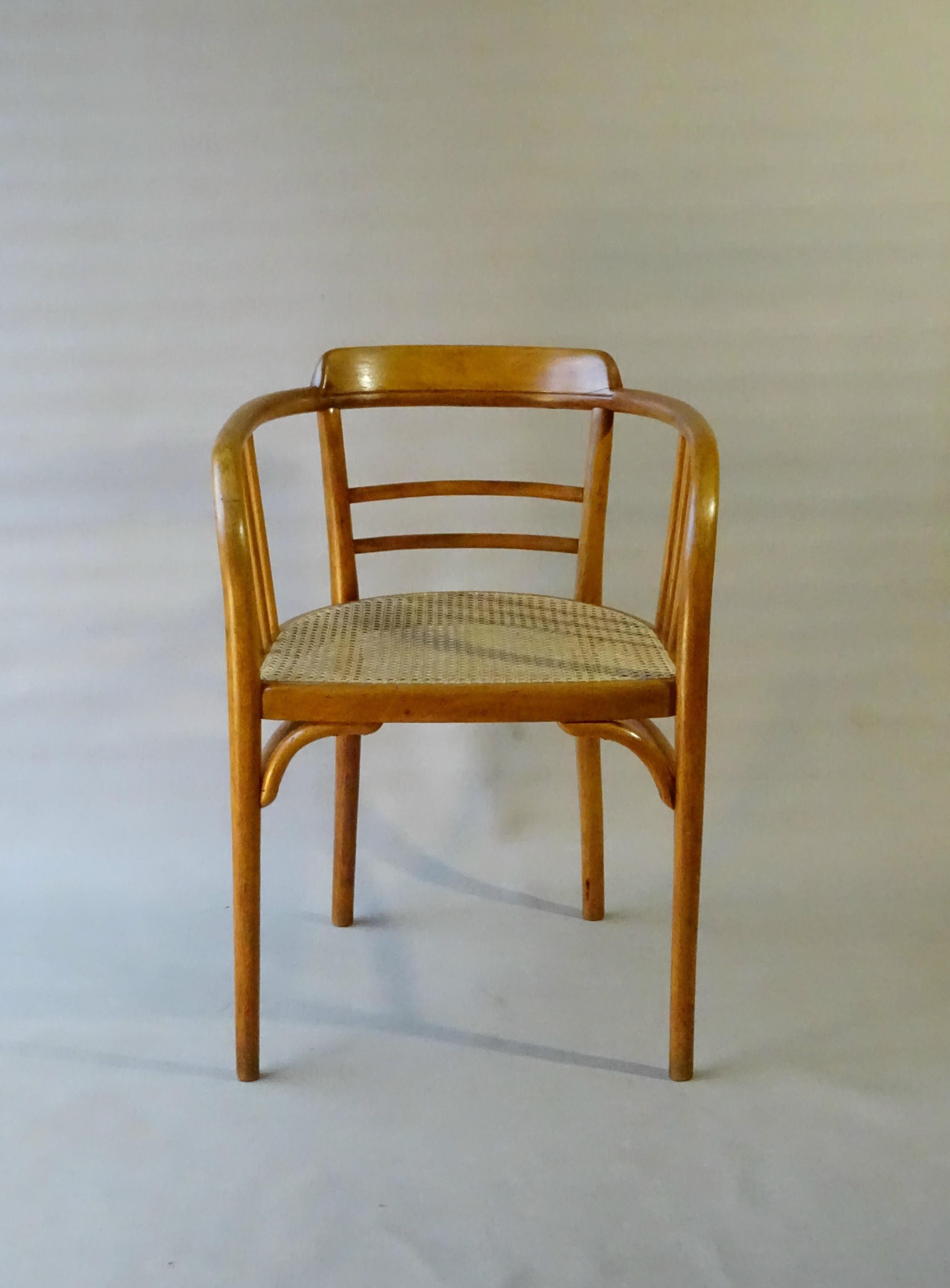 Armchair Thonet N°B93 canned to nine, design Siegel 1920