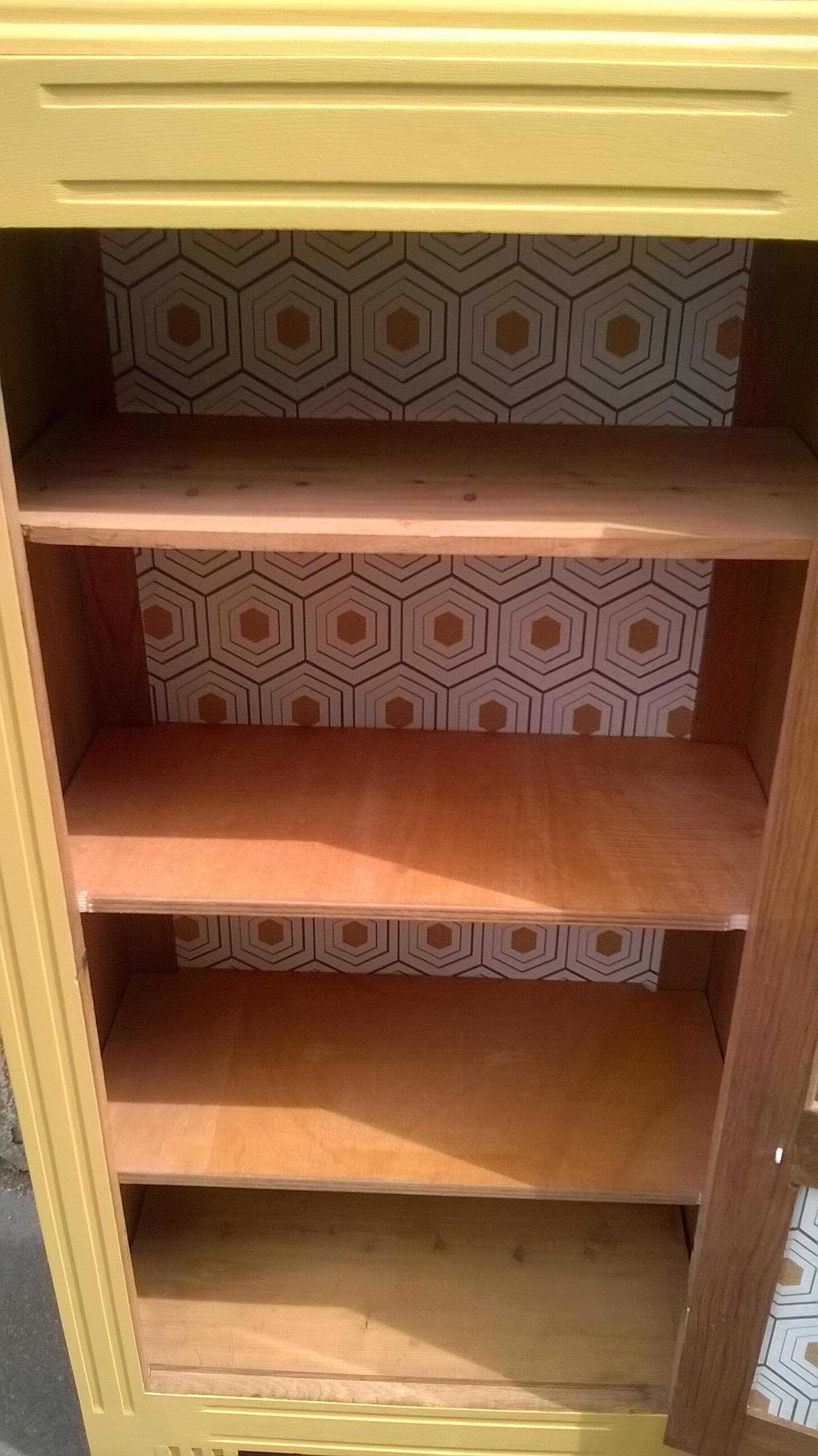 small Parisian showcase cabinet 1930