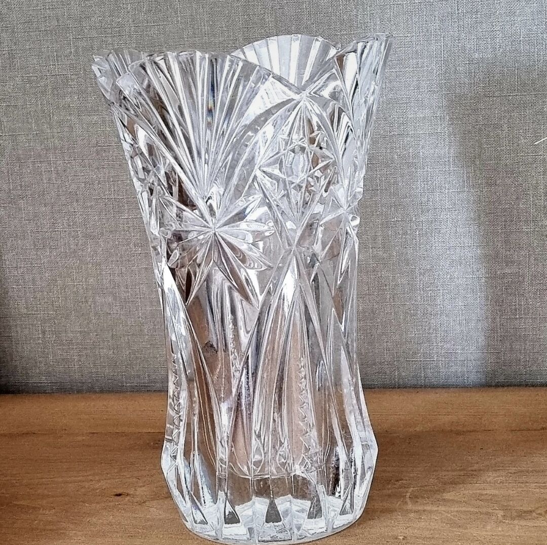 Crystal vase