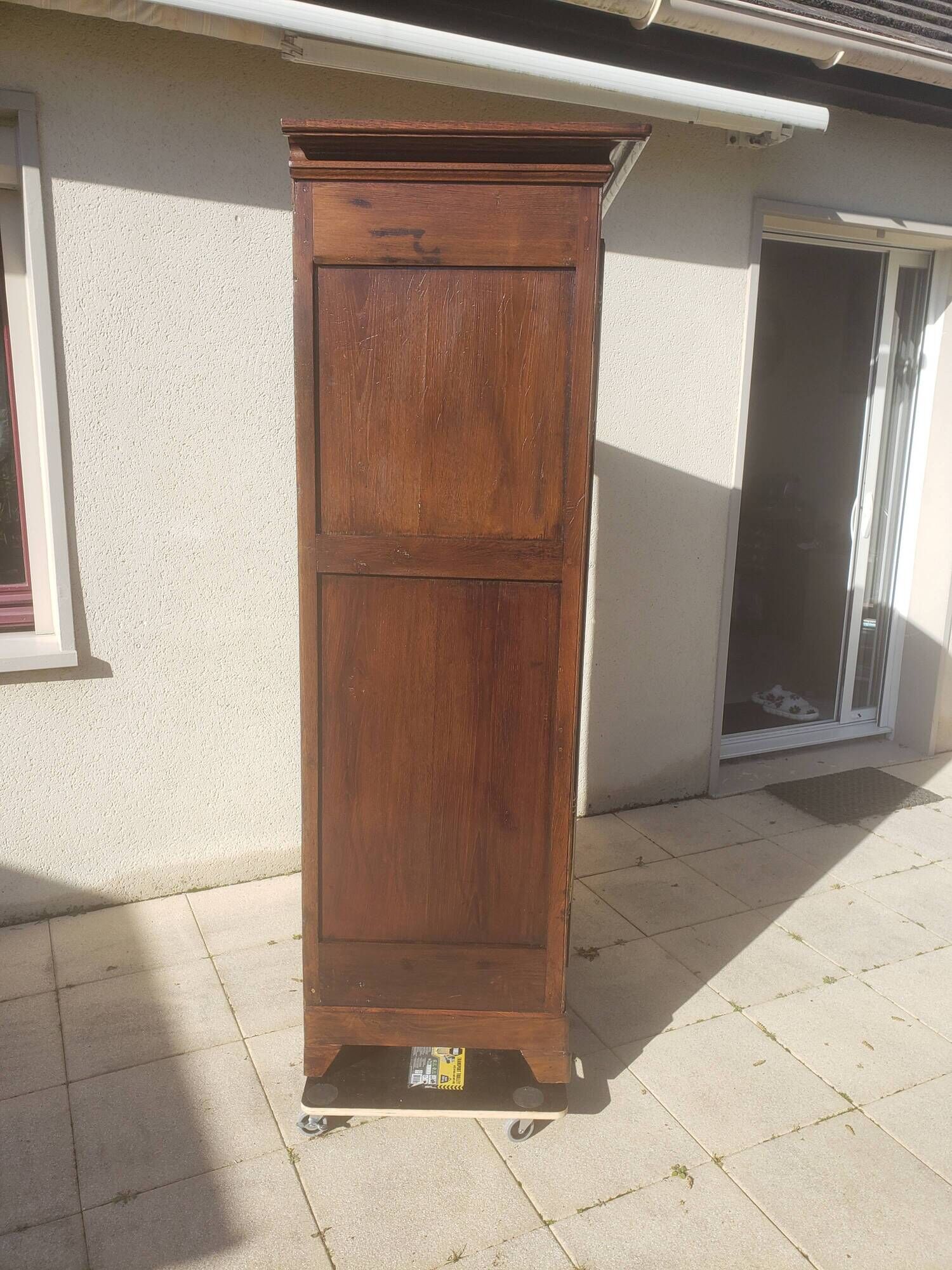 Vintage Louis Philippe style bonnetière wardrobe from the 1800s in cherry wood.