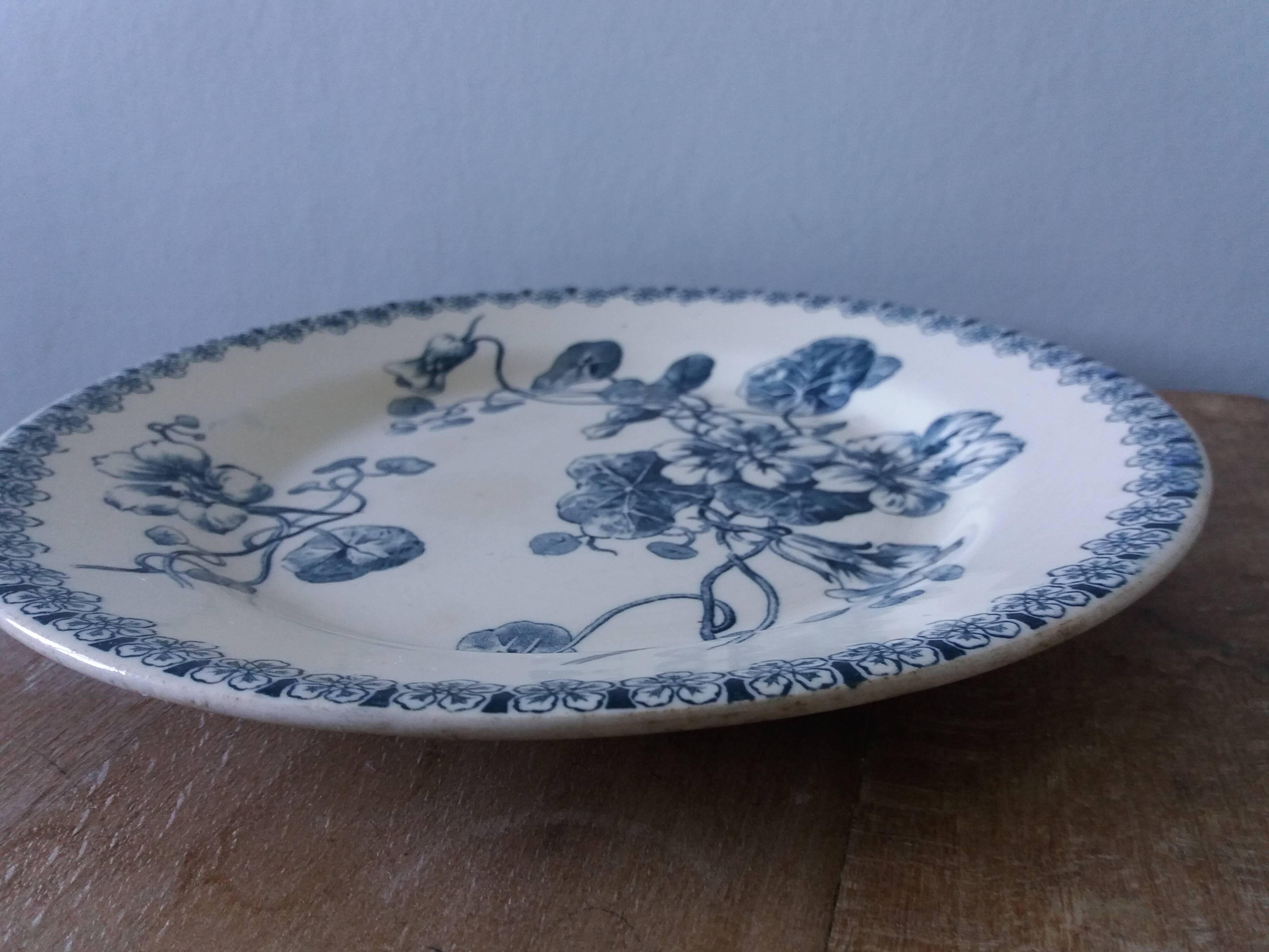 Gien Capucines Terre de fer flat plate