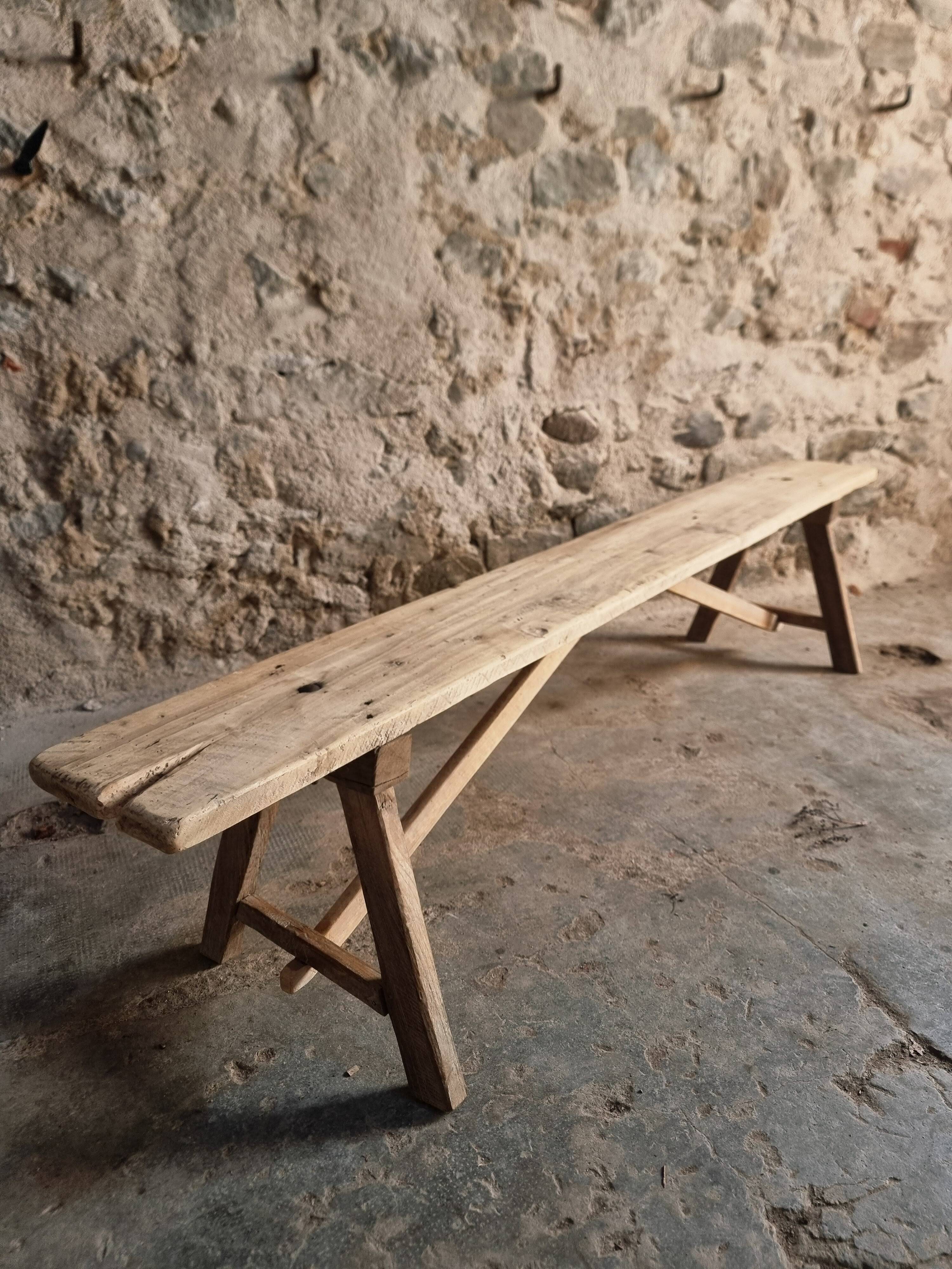 French antique wooden bench – Rustic farmhouse bench – Poplar and chestnut – Late 19th century – 198 cm