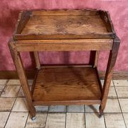 Desserte en bois sur roulettes avec plateau amovible, années 60