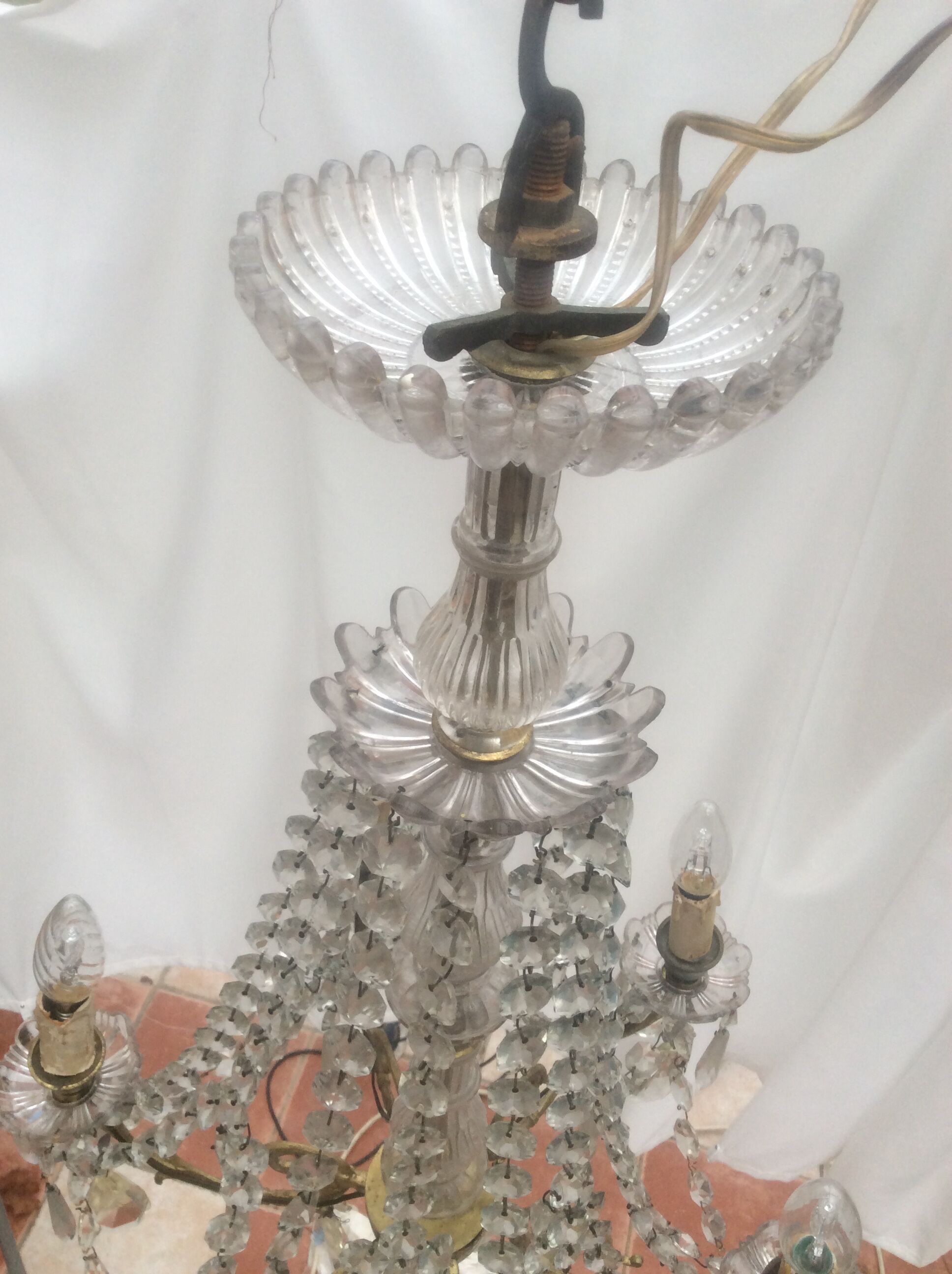 Chandelier in bronze and Crystal