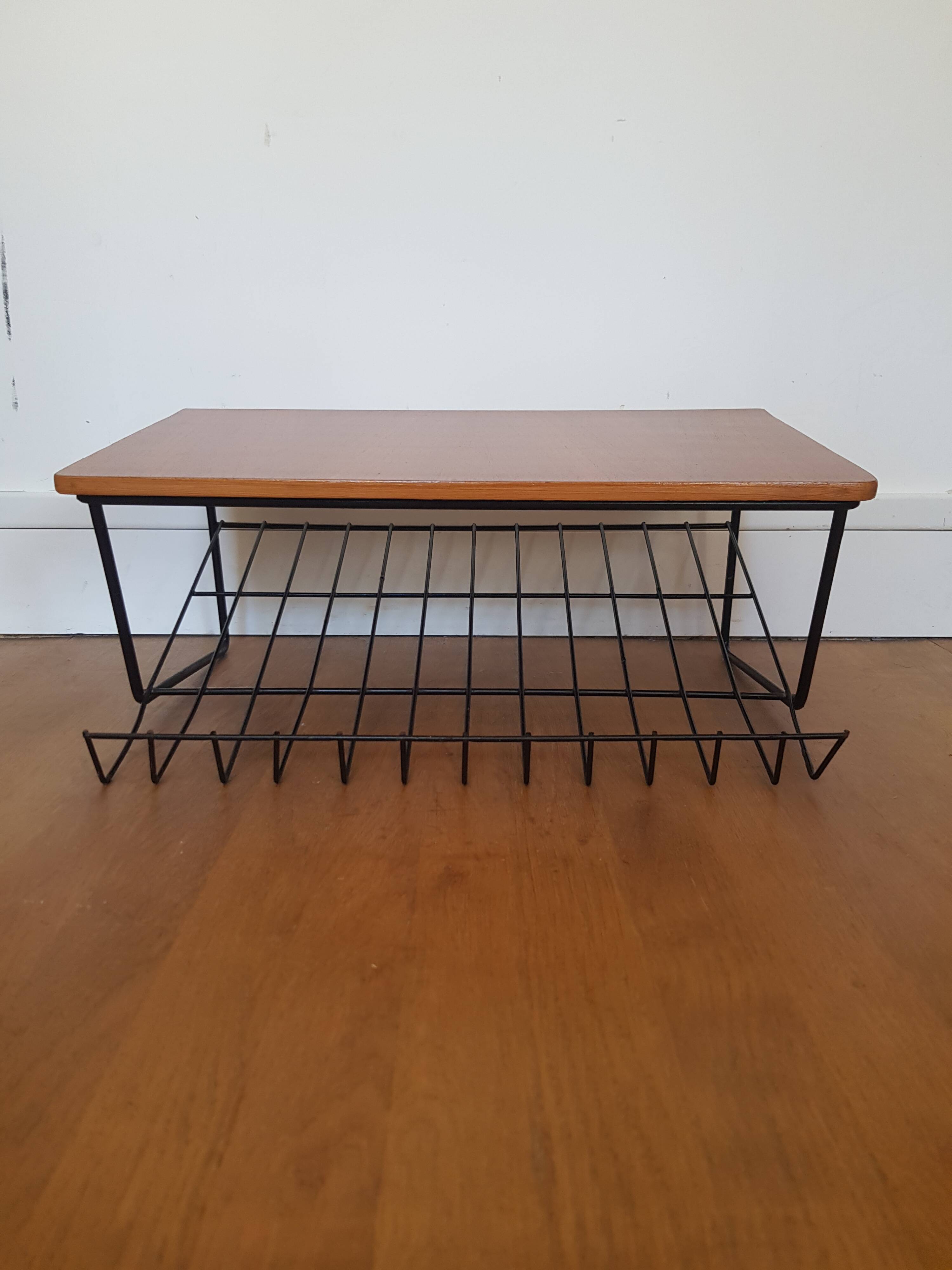 Scandinavian wall-mounted bedside table