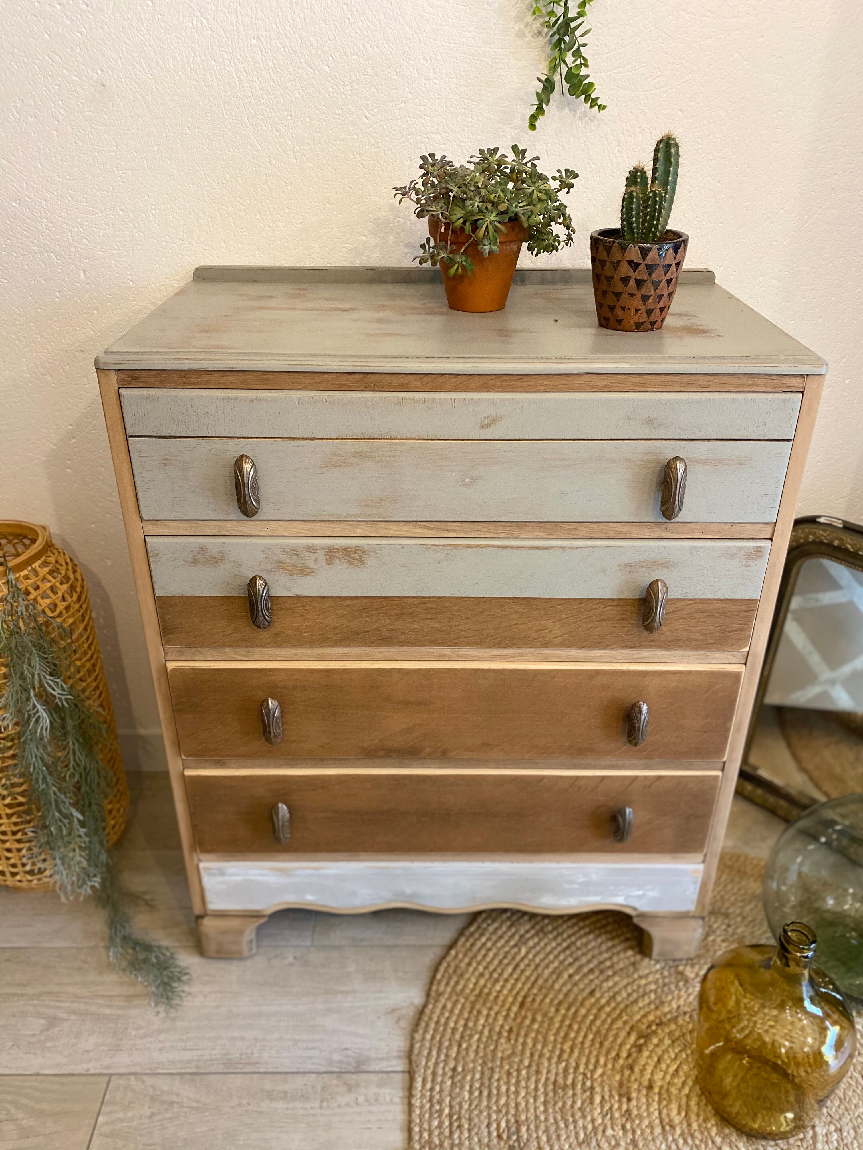 English dresser