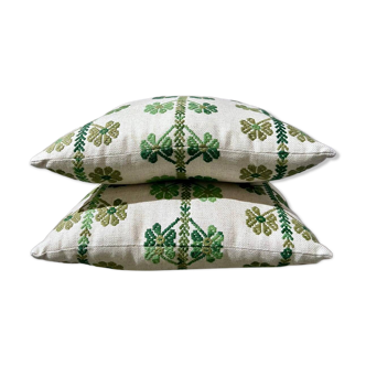 Coussins à trèfles verts sur mesure