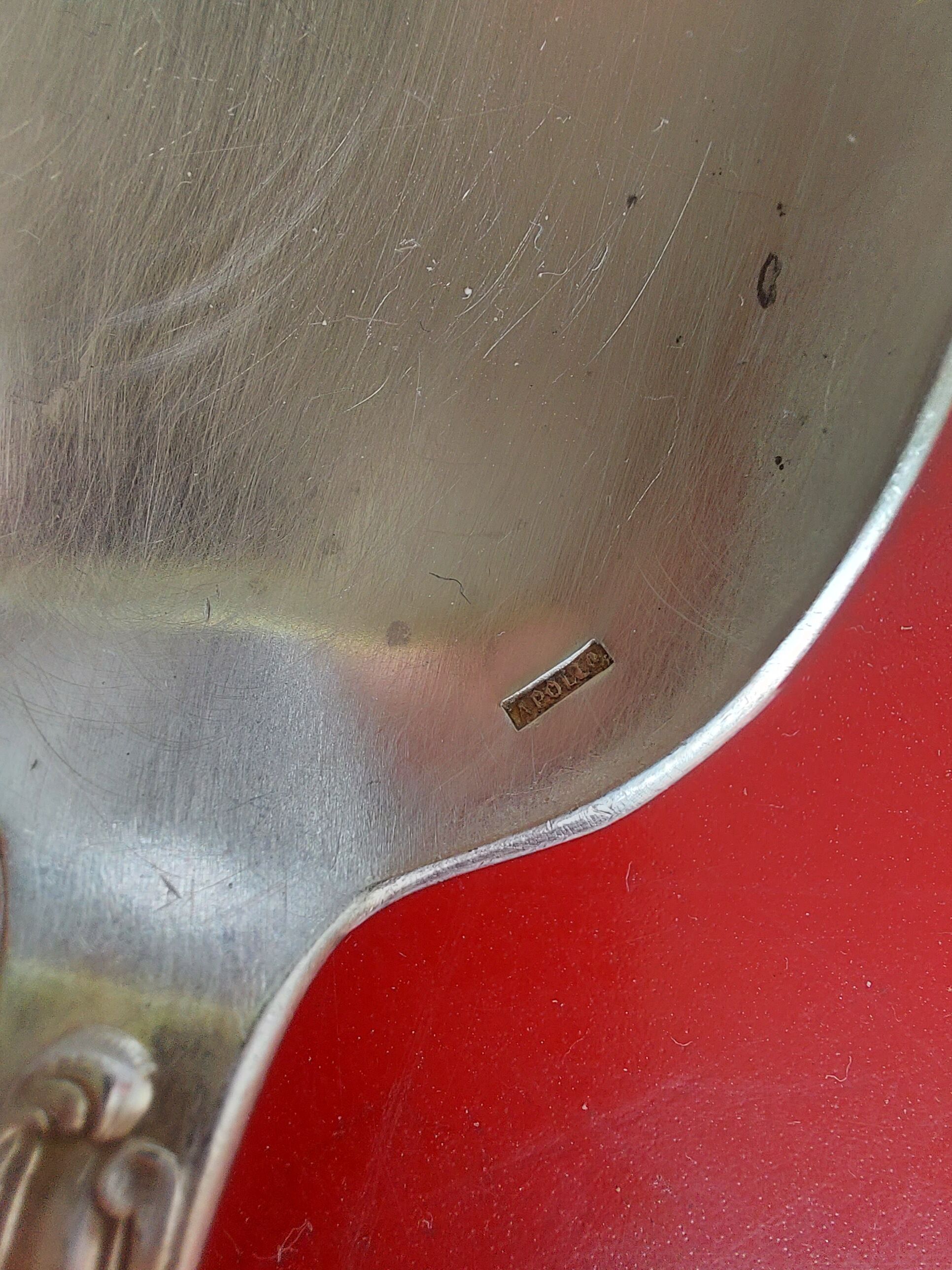 22 seats in silver metal Appolo, model Rocaille