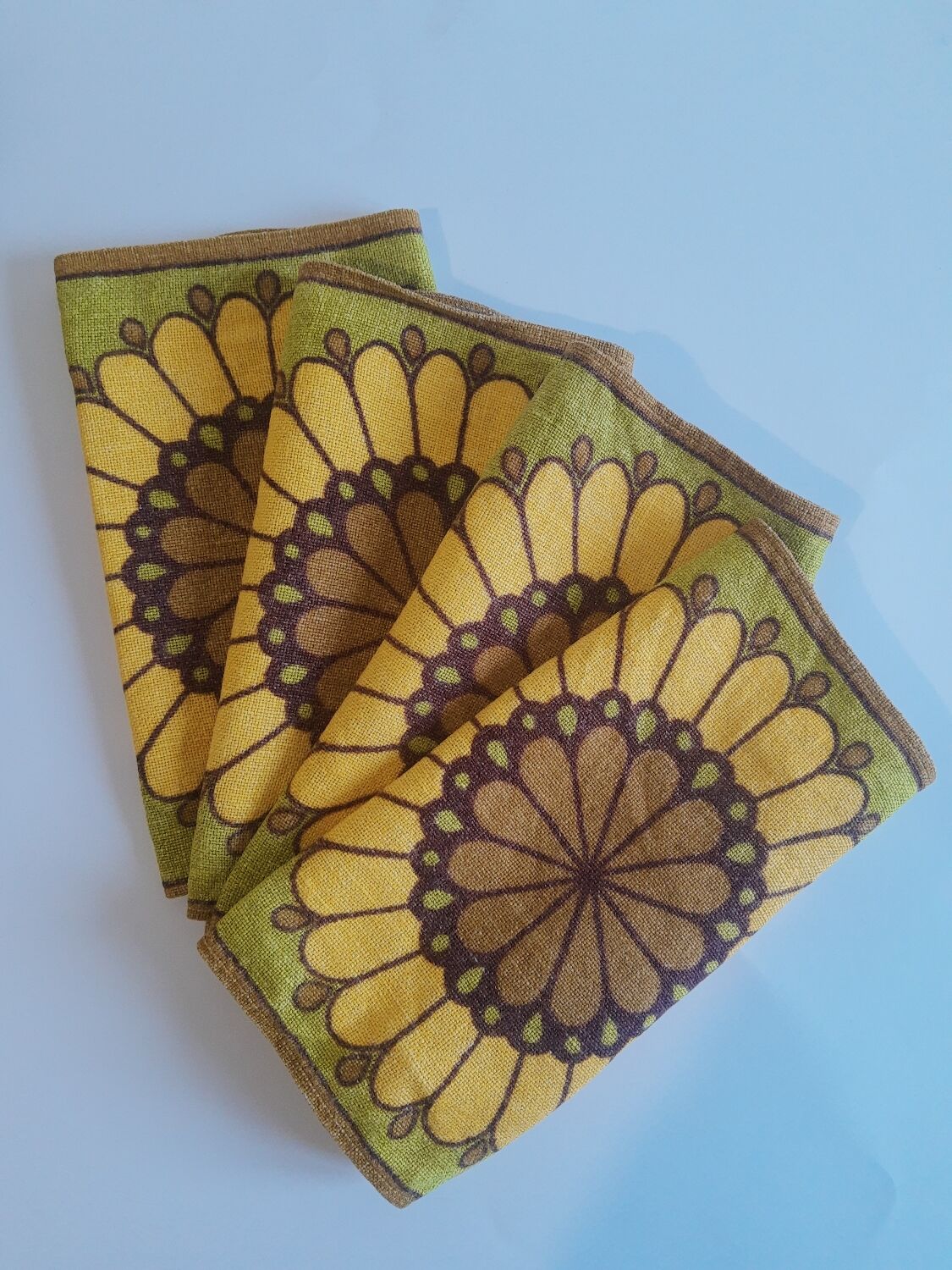 Set of 4 vintage 70s cotton napkins