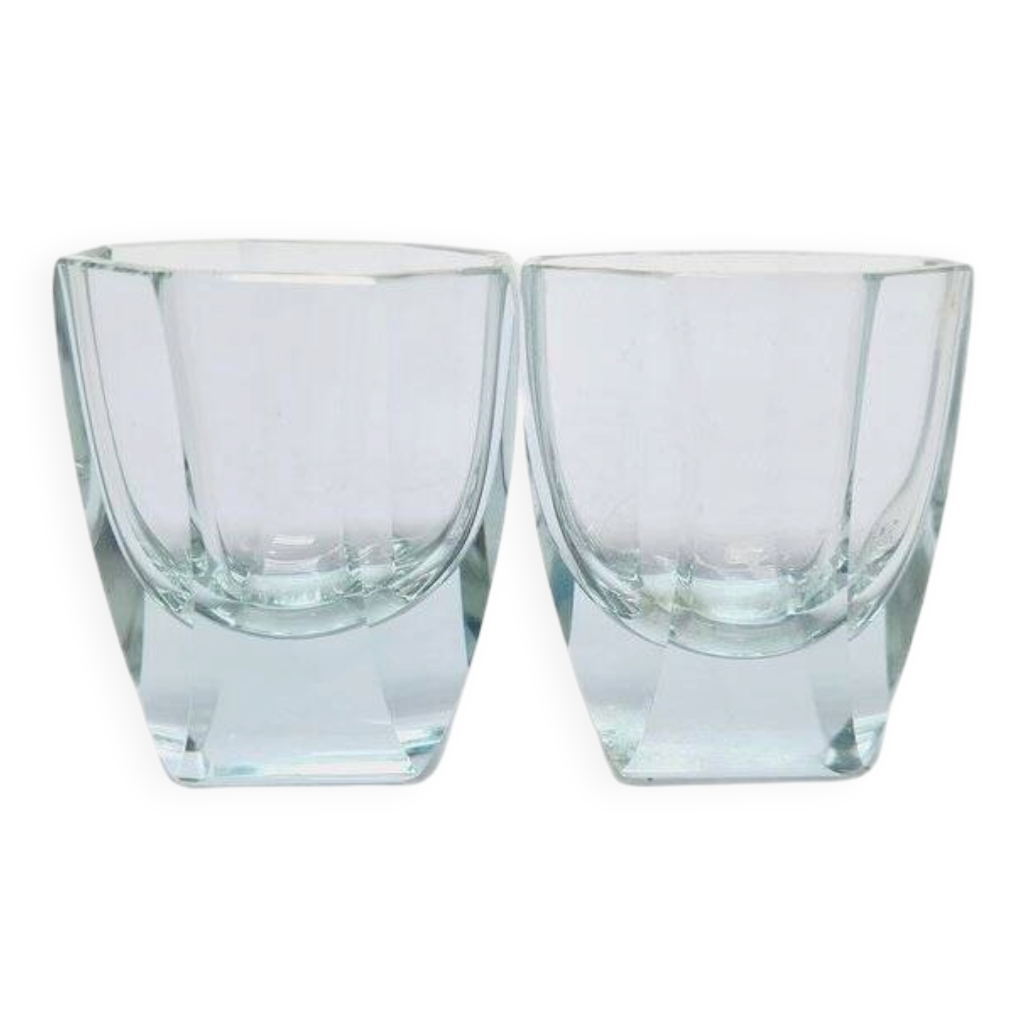 Art Deco Alexandrite glasses, Poland, 1930s, set of 2