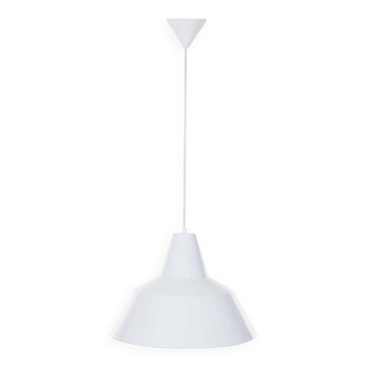 White enamel pendant – Louis Poulsen – Axel Wedel Madsen