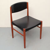Set of 4 danish dining chairs in teak