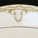 Oval dish in handmade porcelain of LIMOGES GIRAUD