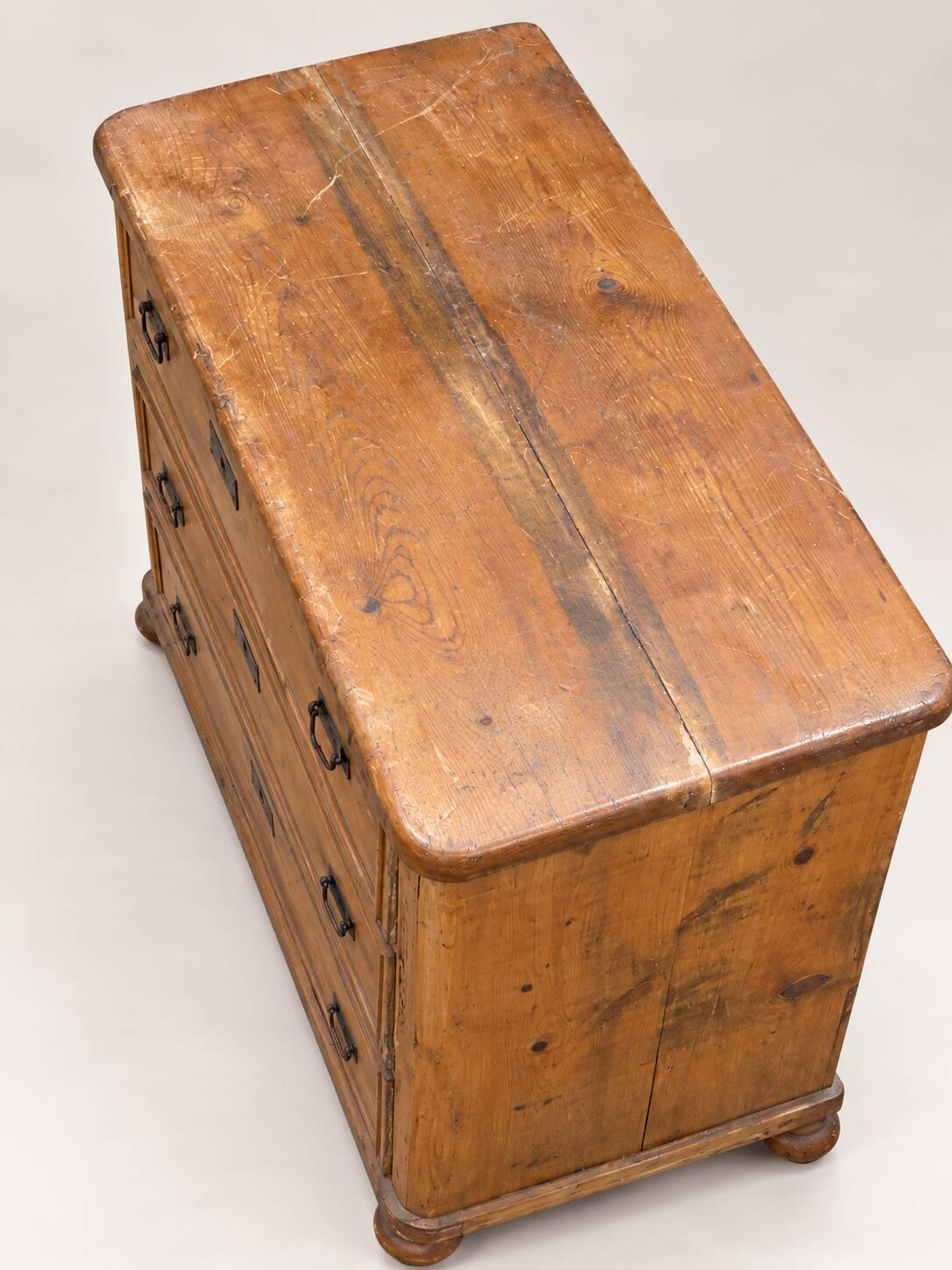 Antique pine chest of drawers – 3 large drawers – late 19th / early 20th century