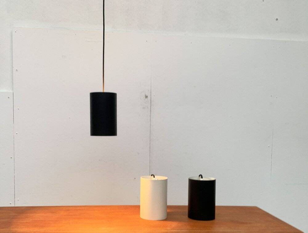 Minimalist cylindrical pendant light from the mid-century in metal by Eila & John Meiling for Louis Poulsen, set of 3.