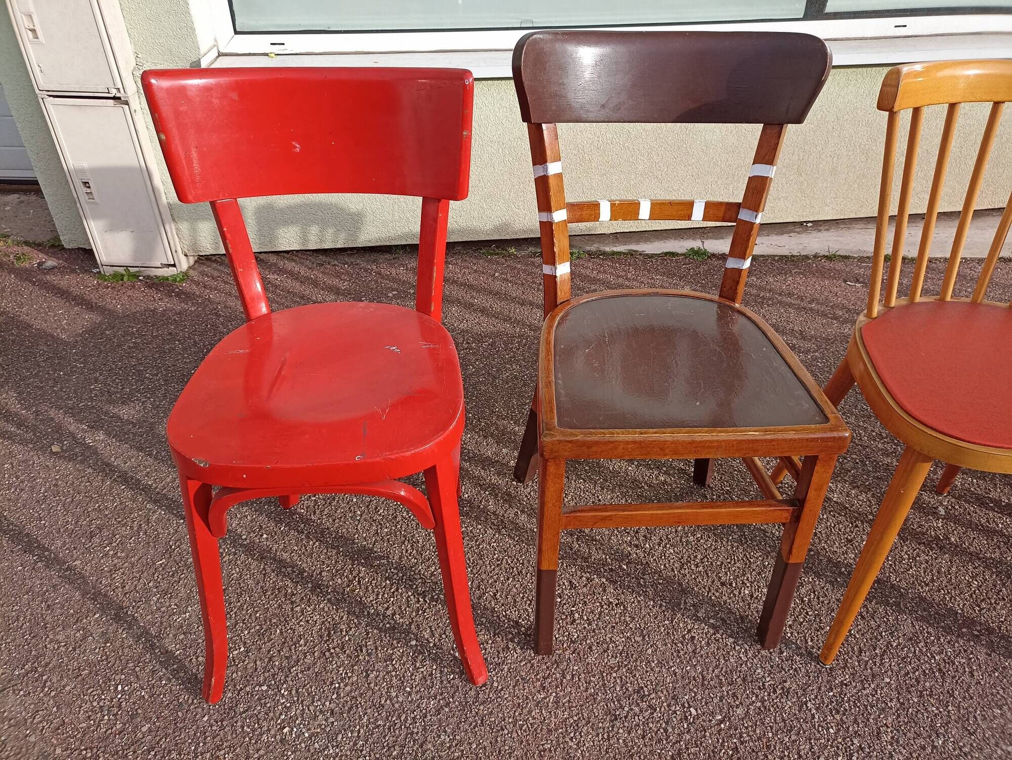 Set of 8 wooden bistro chairs bar mismatched