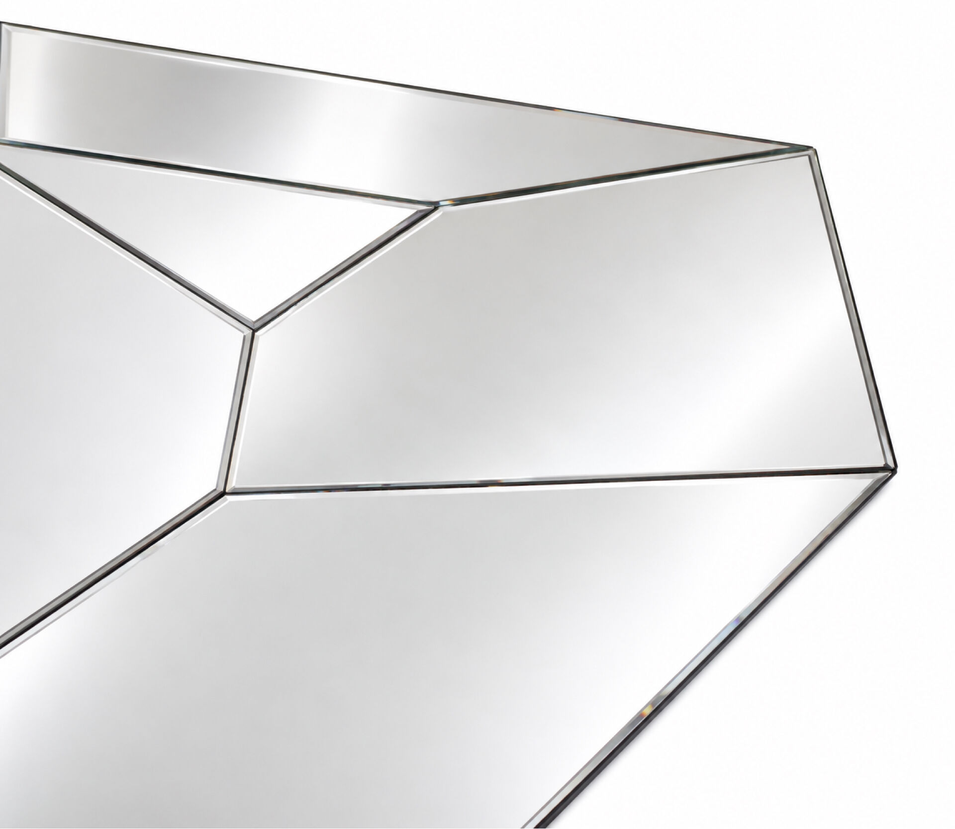 Grand miroir  mural asymétrique au design à multiple facettes Italien