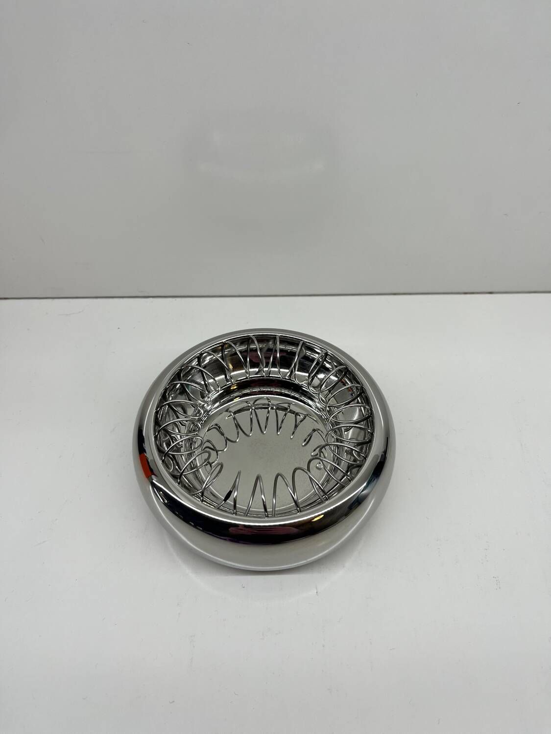 Alessi – Spiral Ø12 cm – Achille Castiglioni – Ashtray – Polished stainless steel
