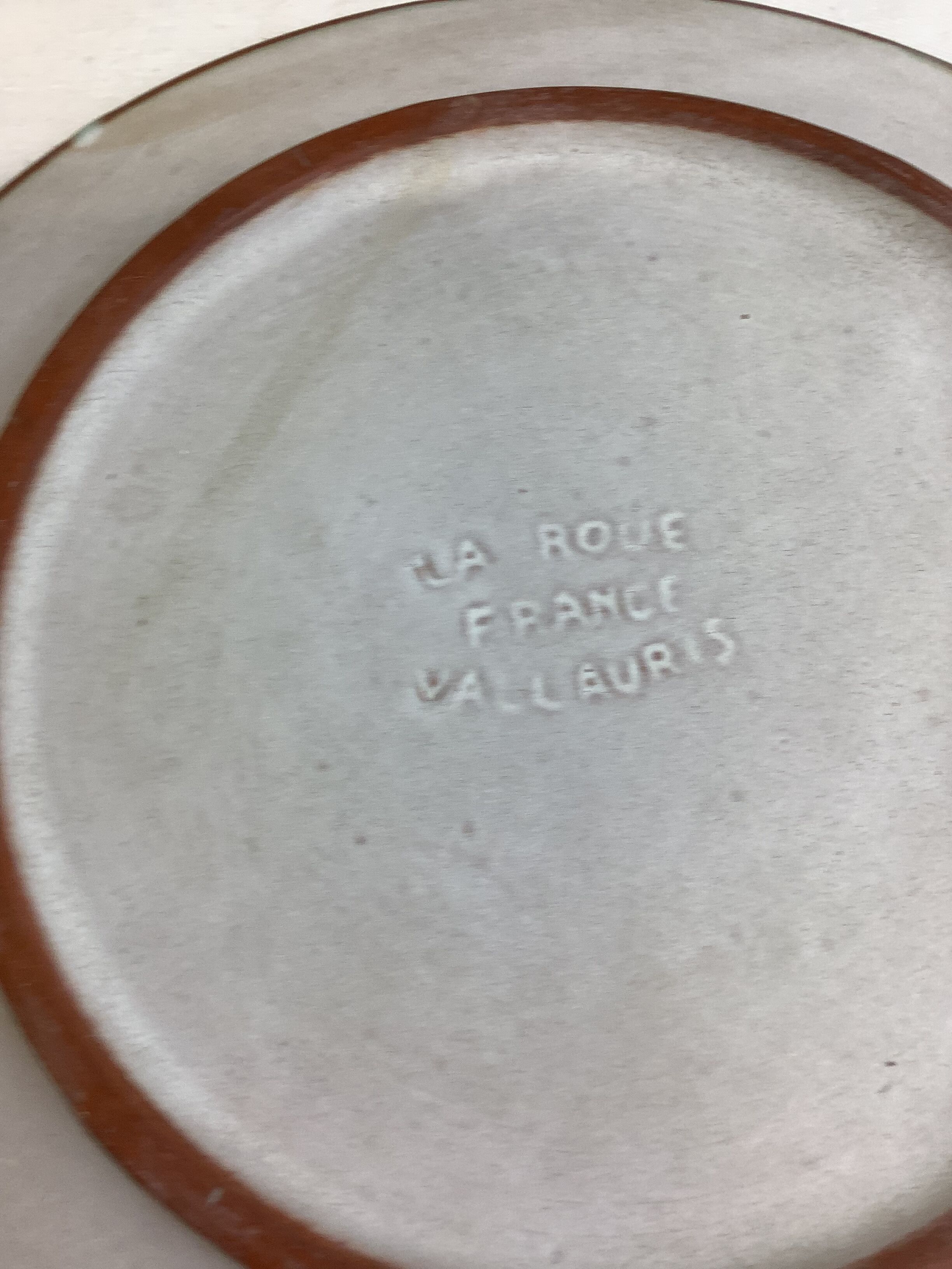 Duo of footed bowl and artisanal plate made in France Vallauris