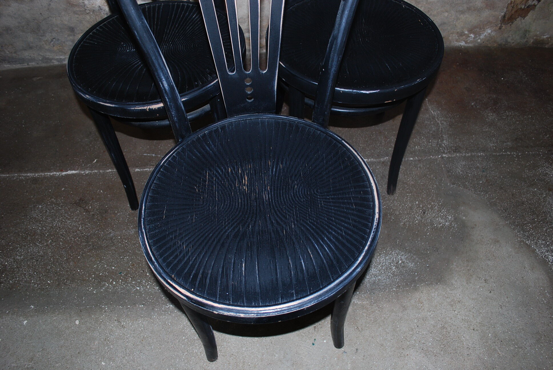 Vintage bistrot chairs