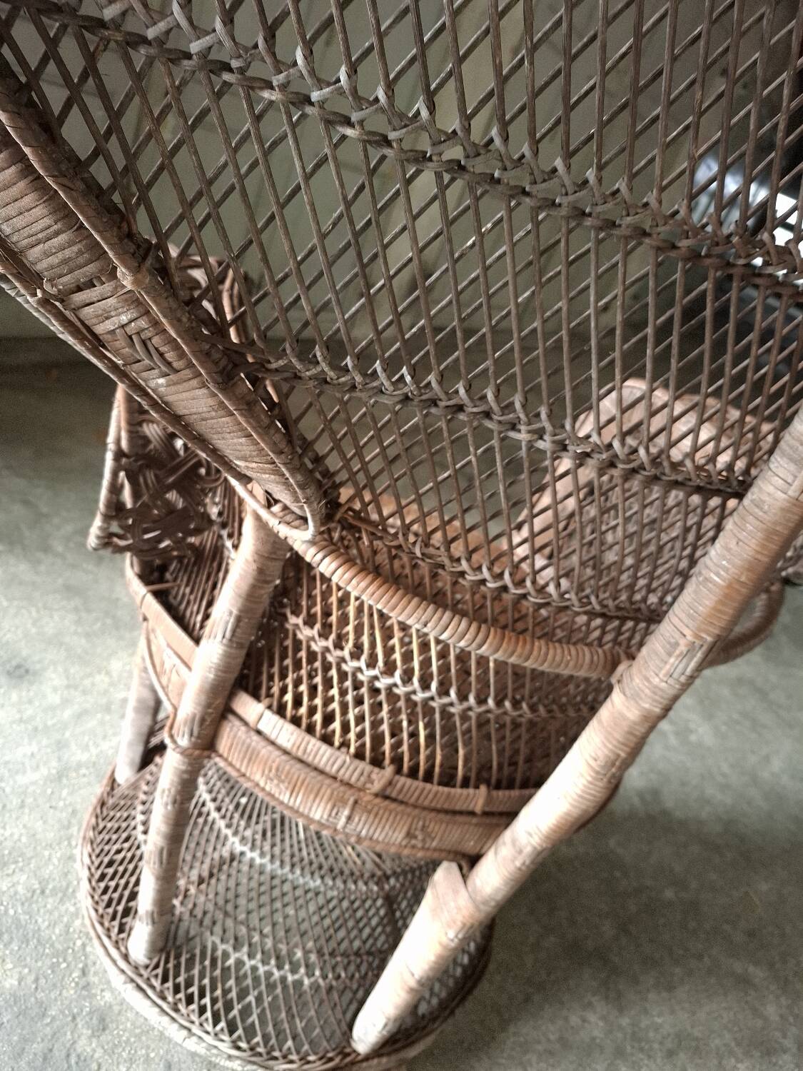 Old Emmanuelle armchair