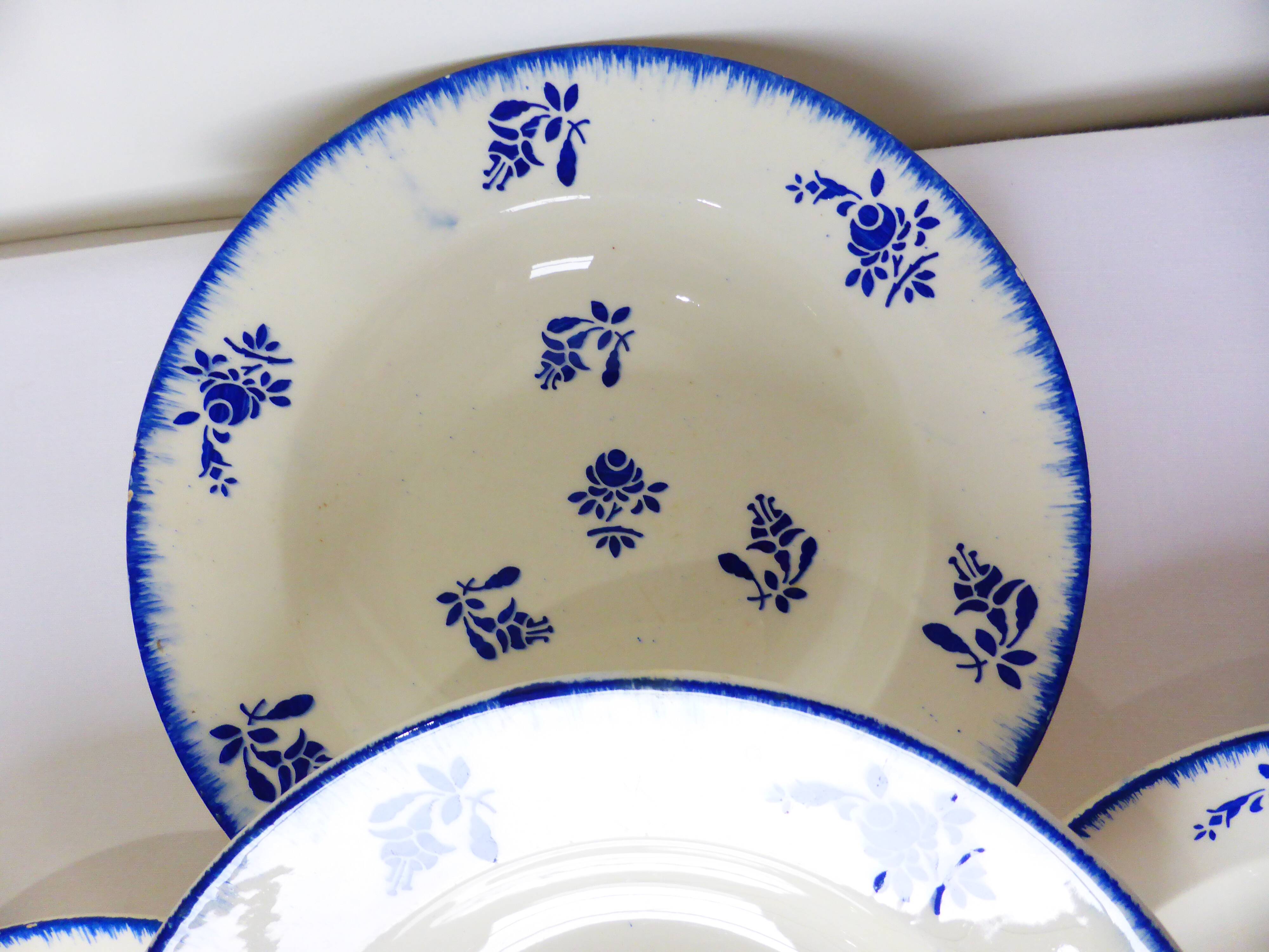4 K&G Luneville Loire model 220507 soup plates