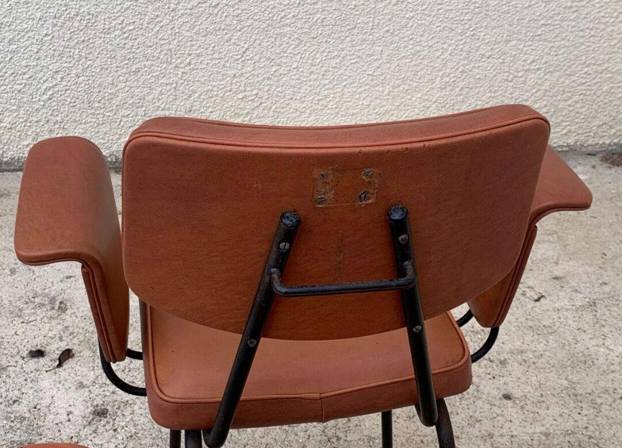 Design hairdresser's chair 1950