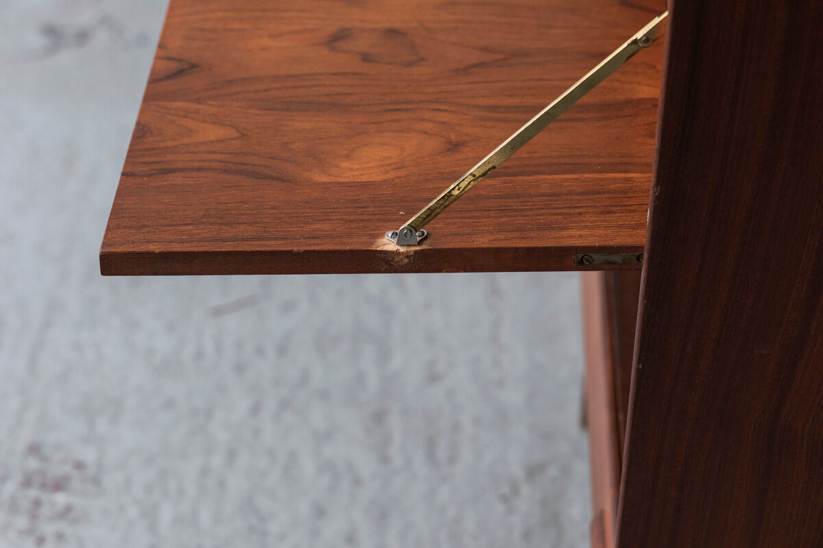 Cabinet by Louis van Teeffelen