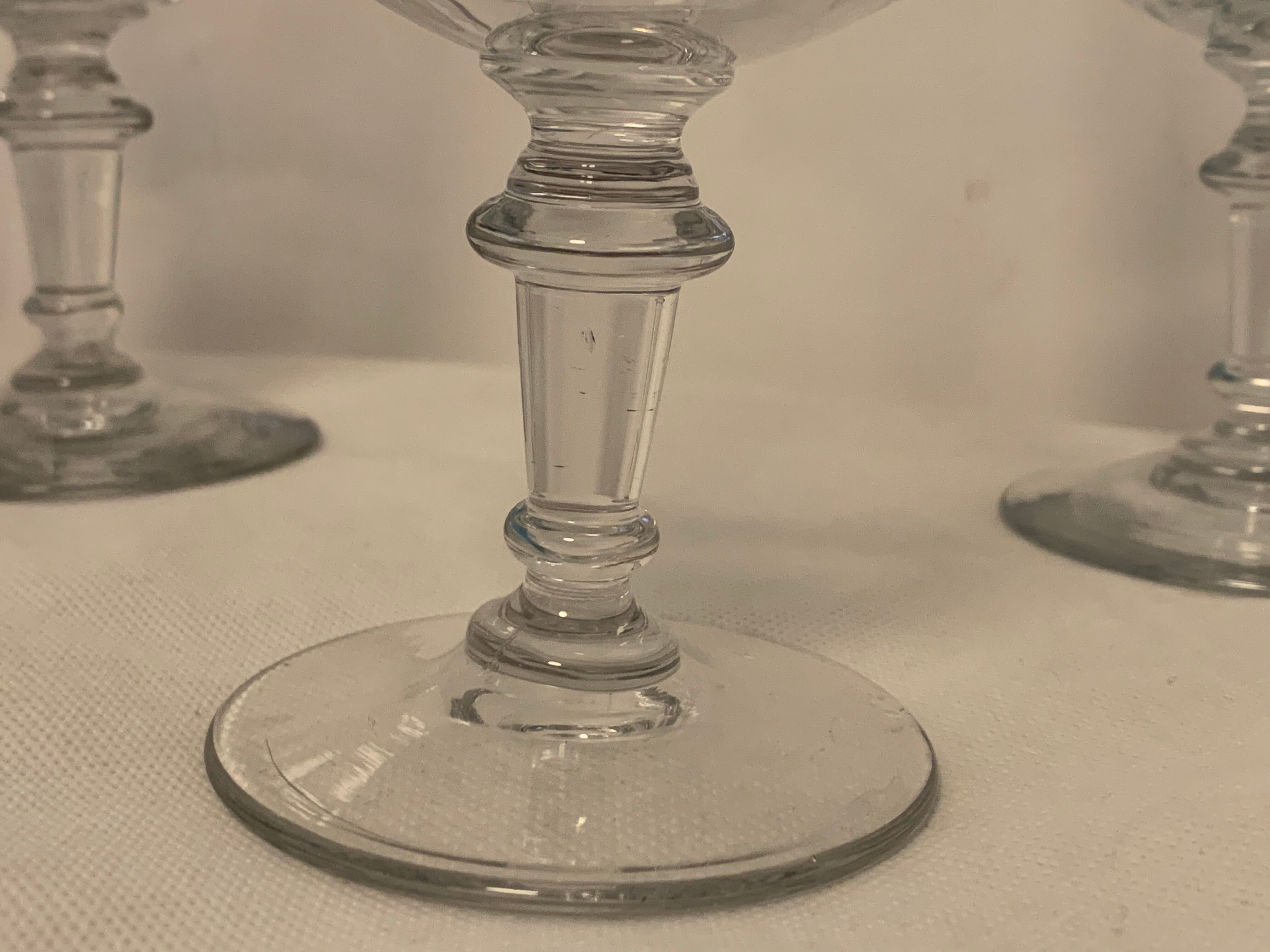 Set of 4 glasses and 1 carafe model Mirabeau early twentieth century