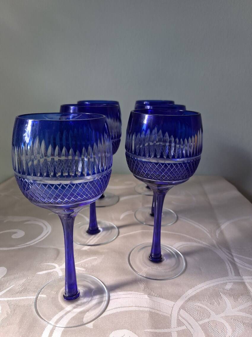 6 colored and engraved glass stemmed glasses