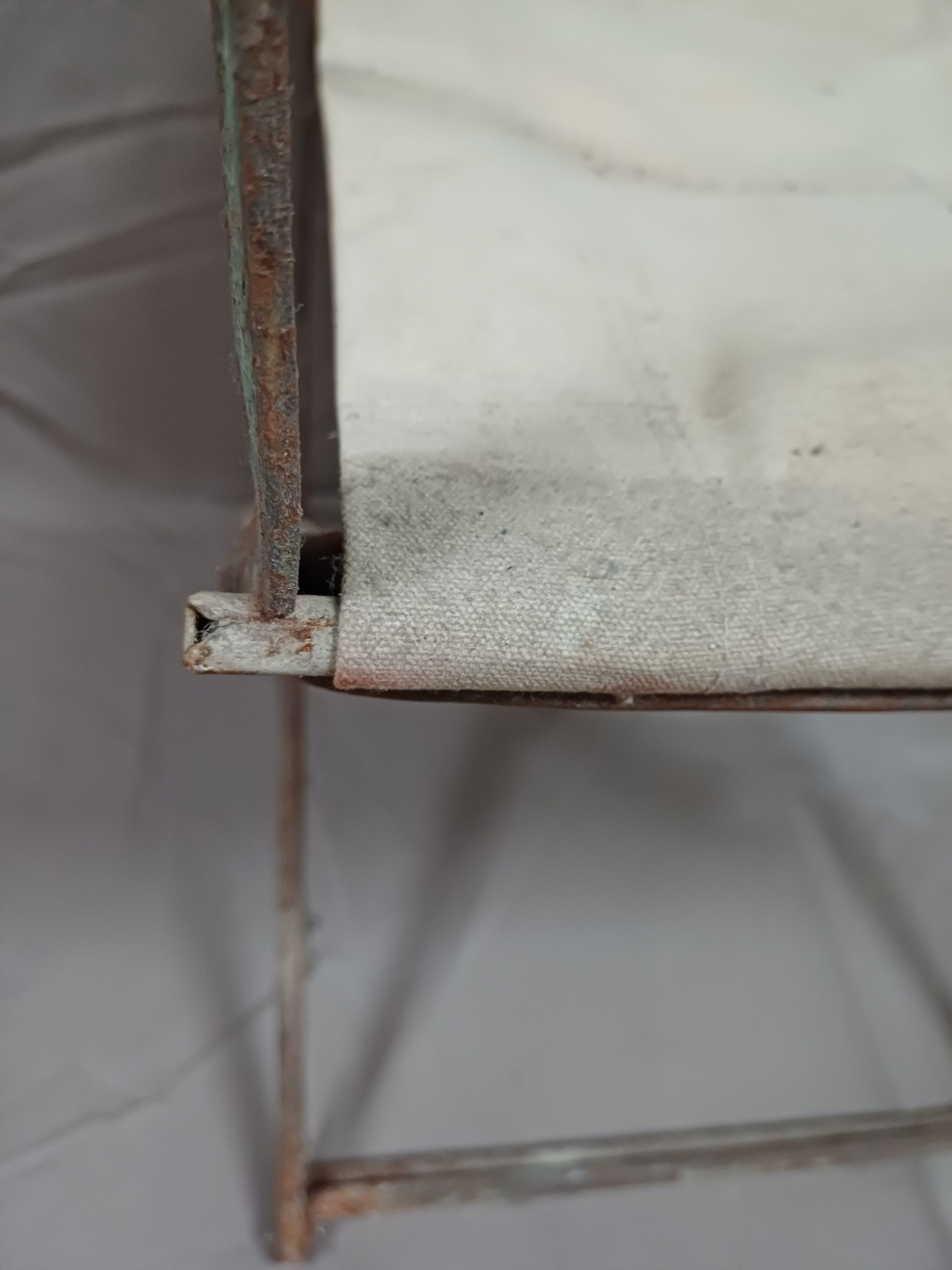 Chaise de jardin ancienne basse pliante métal tissus 1900