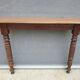 Console xixème noyer pieds toupies