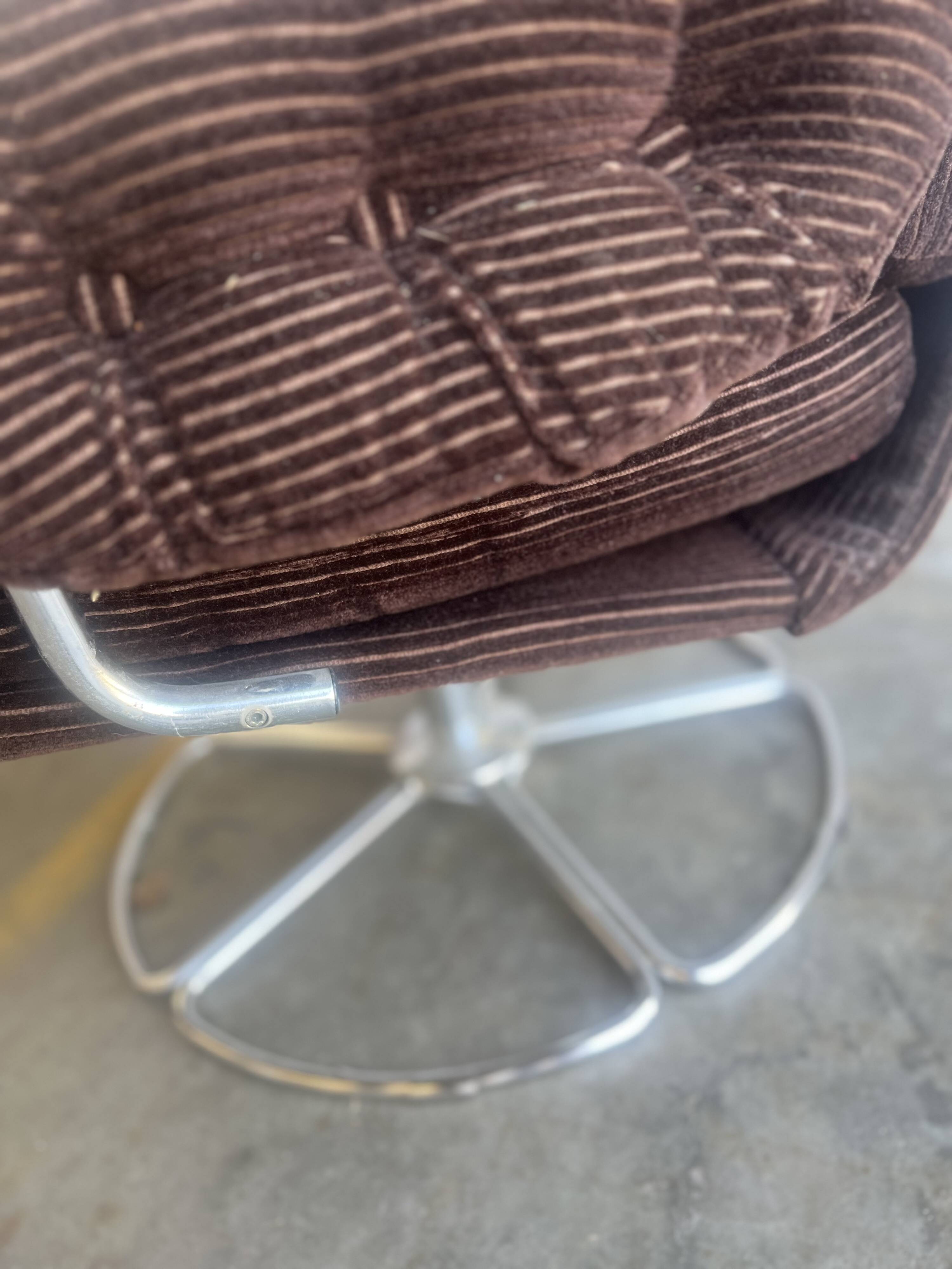 Fauteuil marron/monoplace/chaise longue vintage