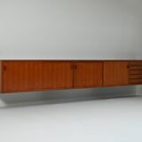Grand buffet flottant en teck, 1960 Allemagne.