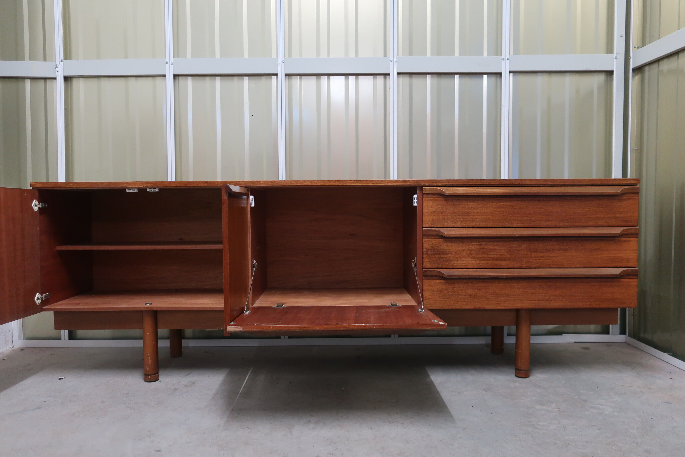 Teak thread of the 60s
