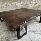Industrial coffee table steel pallet table