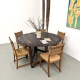 Round table in popular oak, circa 1880.