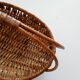 Panier plat en osier tressé